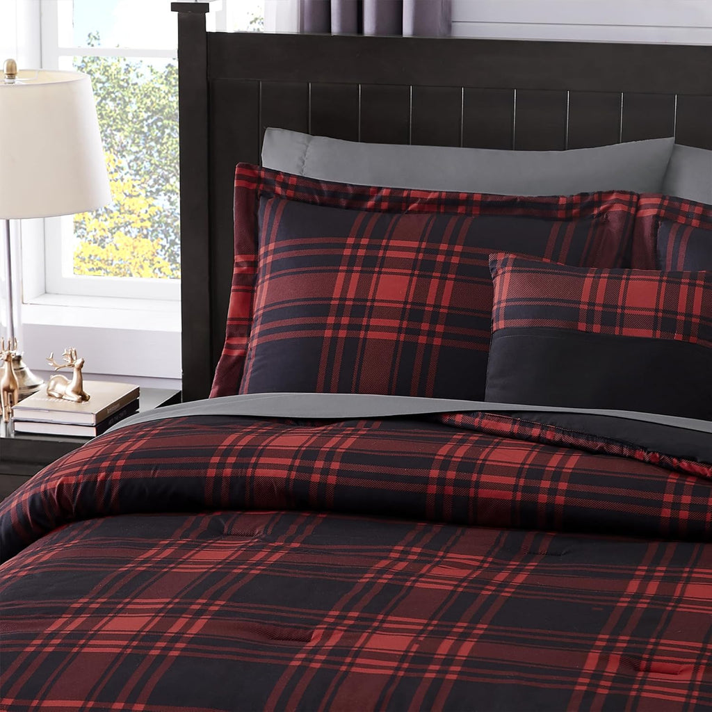 Amberspace Plaid Design Bed in a Bag Comforter Set with Sheets