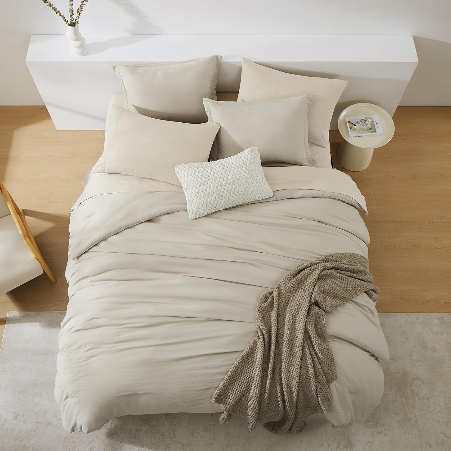 Amberspace Prewashed fabric 7-piece Bed in a Bag Comforter Set with Sheets