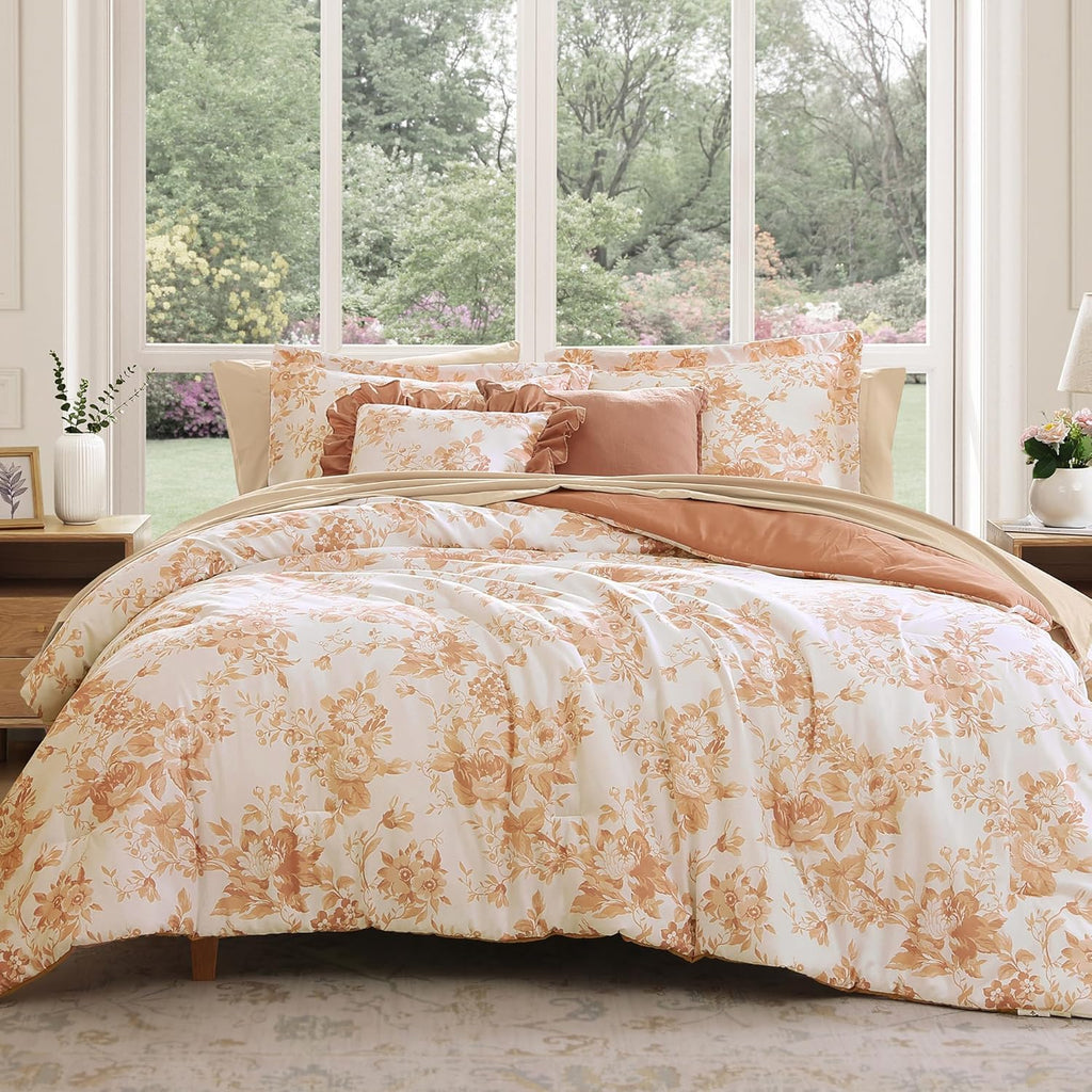 Amberspace Botanical Flowers Design 7-piece Bed in a Bag Comforter Set with Sheets