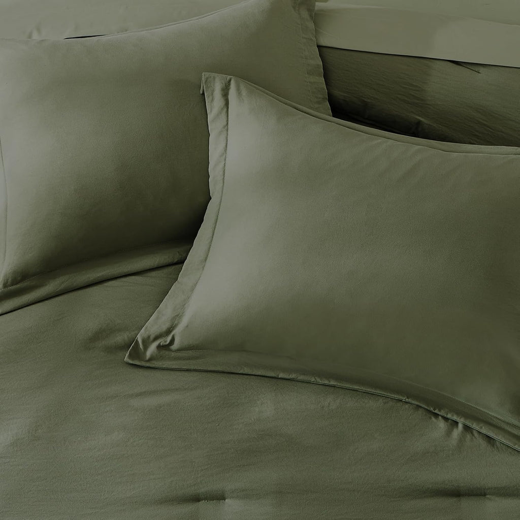 Amberspace Prewashed fabric 7-piece Bed in a Bag Comforter Set with Sheets