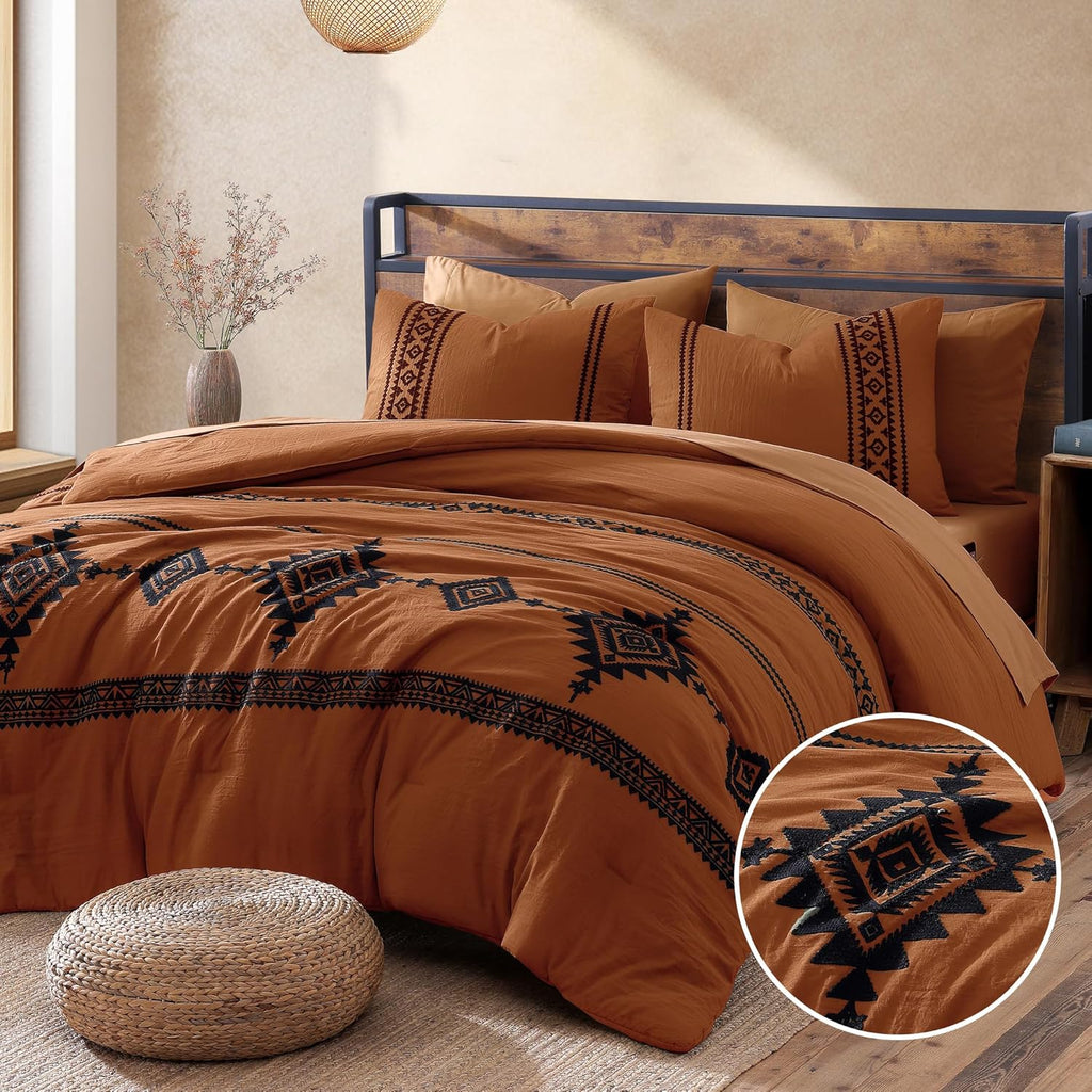 Amberspace Embroidery 7-piece Bed in a Bag Full Comforter Set with Sheets