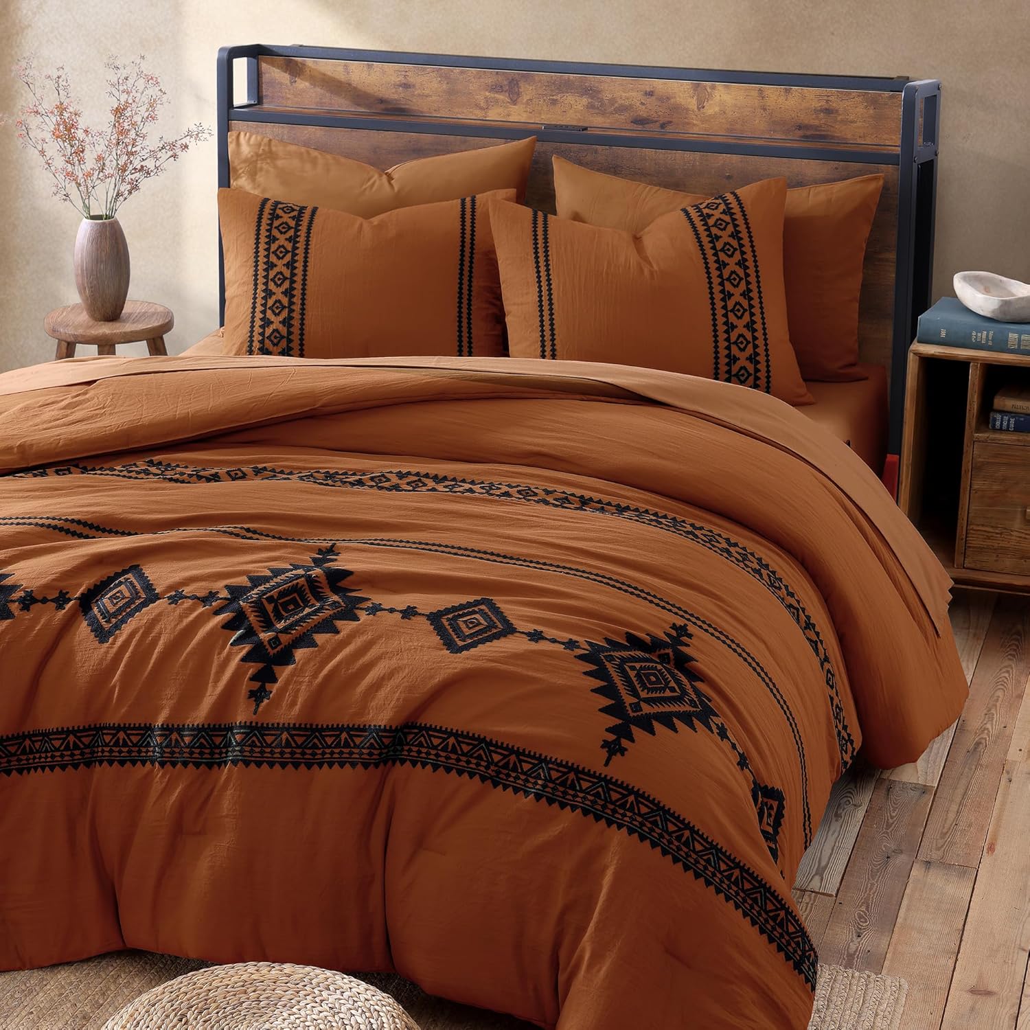Amberspace Embroidery 7-piece Bed in a Bag Full Comforter Set with Sheets