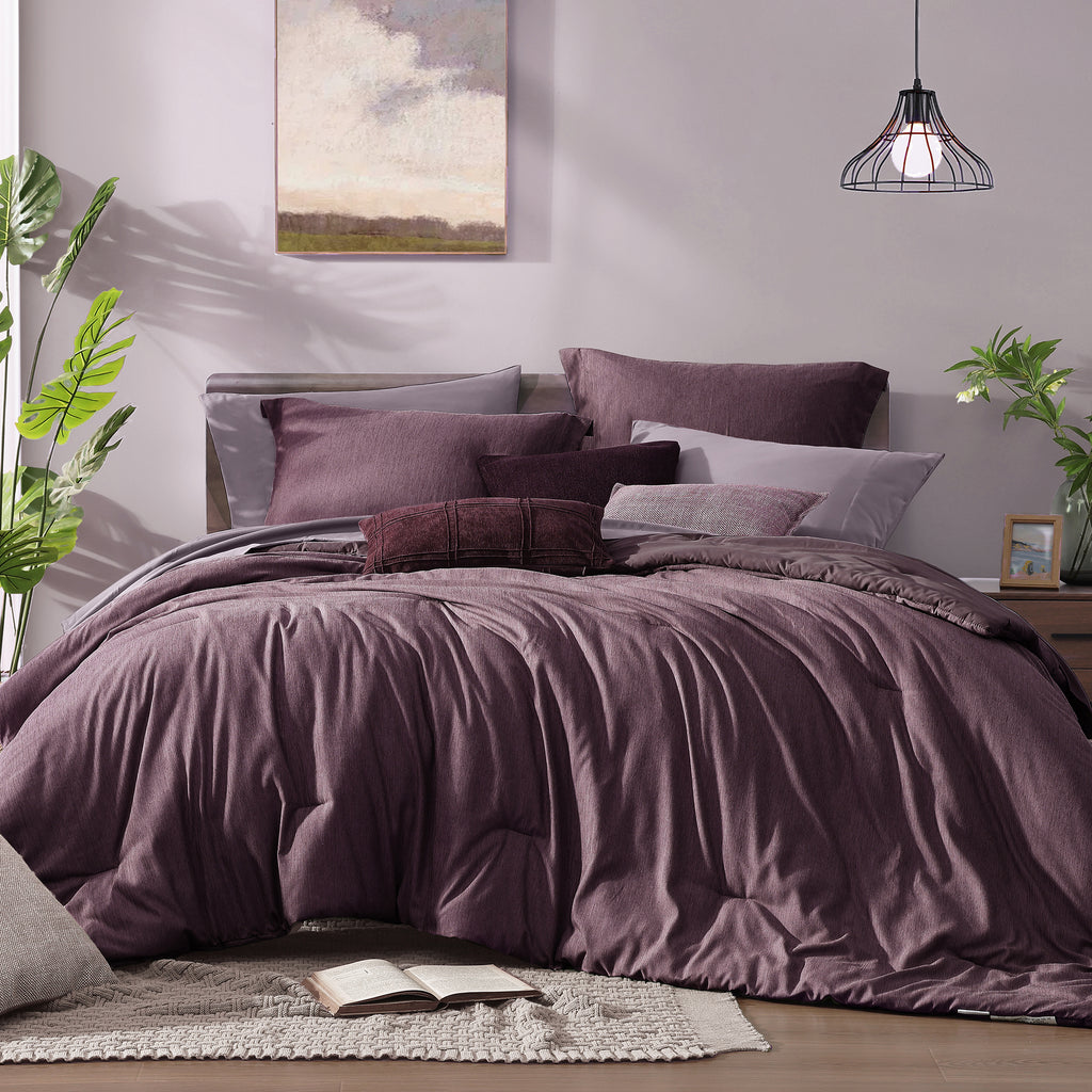 Amberspace Cationic Dyeing 7-piece Bed in a Bag Comforter Set with Sheets