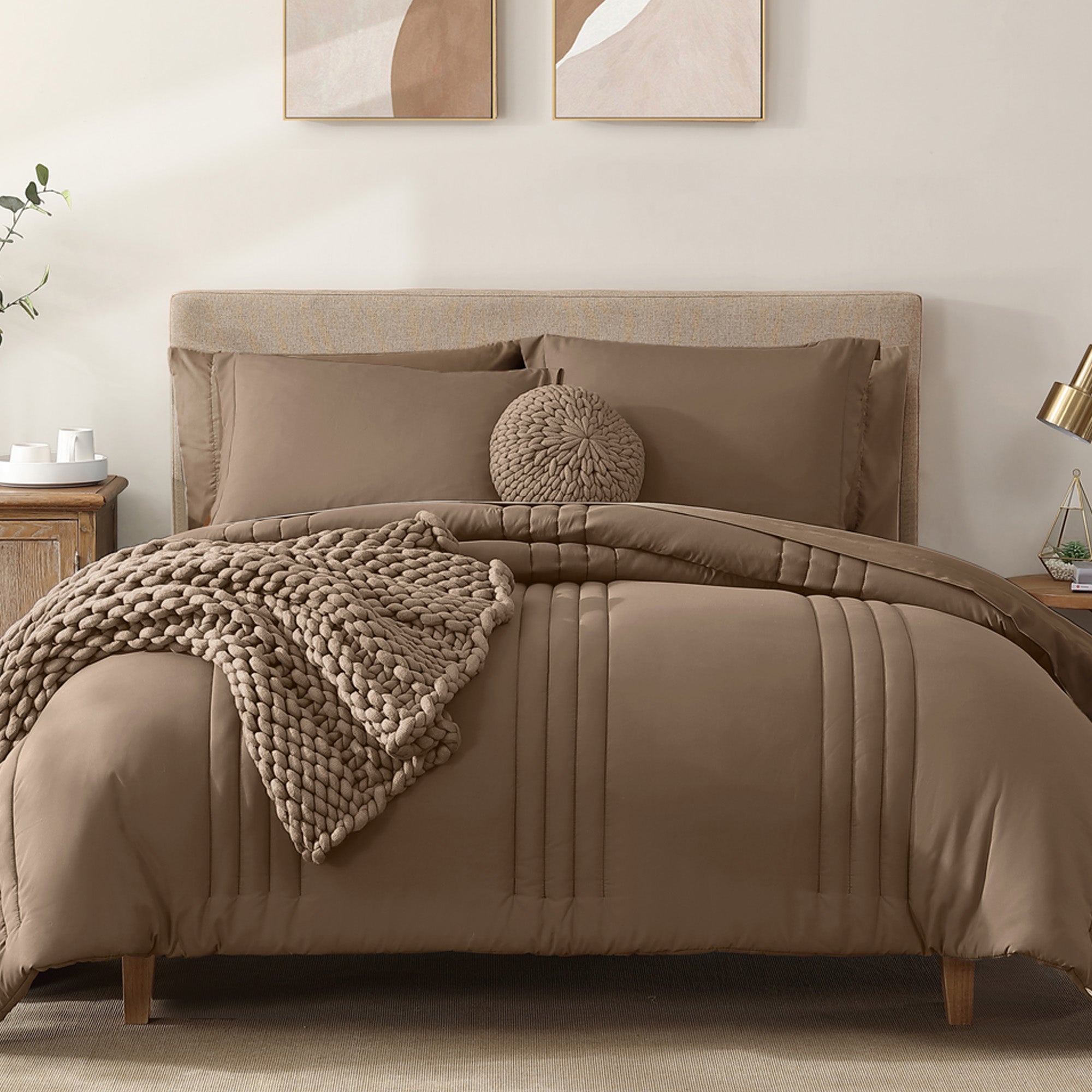 Amberspace 7-Piece Bed in a Bag Comforter Set with Sheets