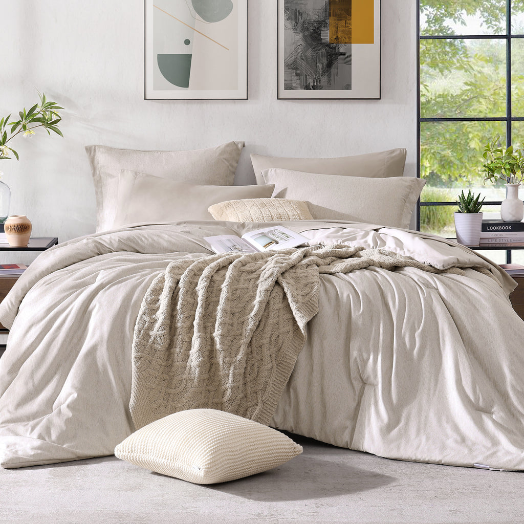 Amberspace Cationic Dyeing 7-piece Bed in a Bag Comforter Set with Sheets