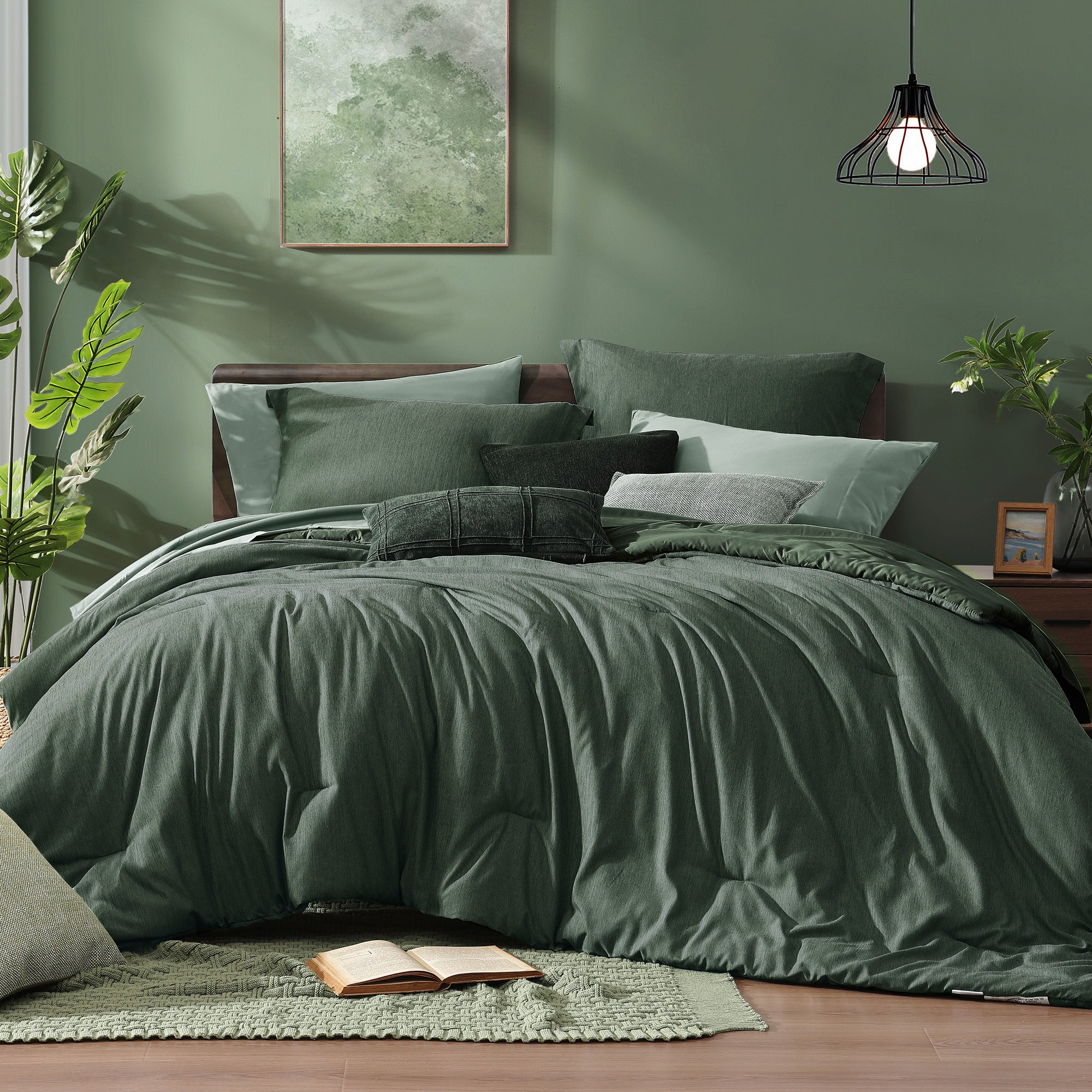 Amberspace Cationic Dyeing 7-piece Bed in a Bag Comforter Set with Sheets