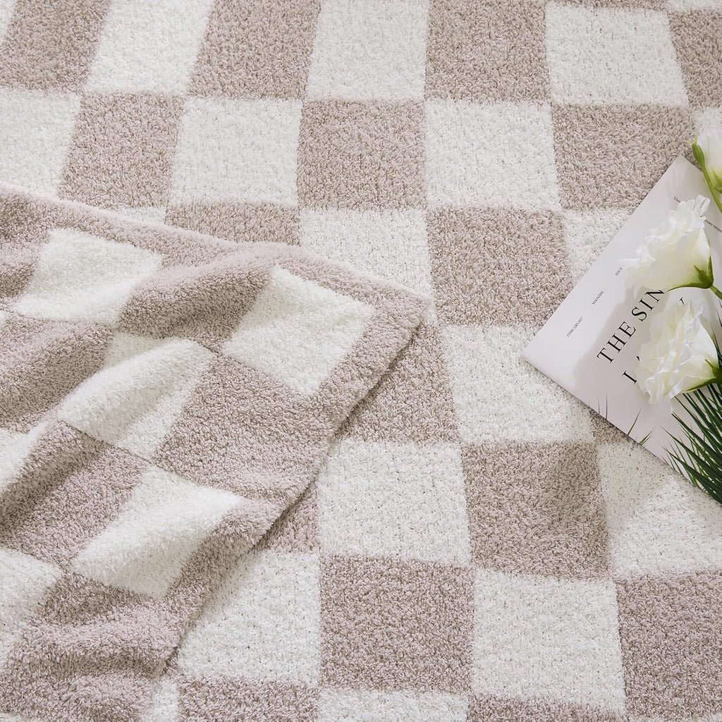 Amberspace Checkered Knit Throw