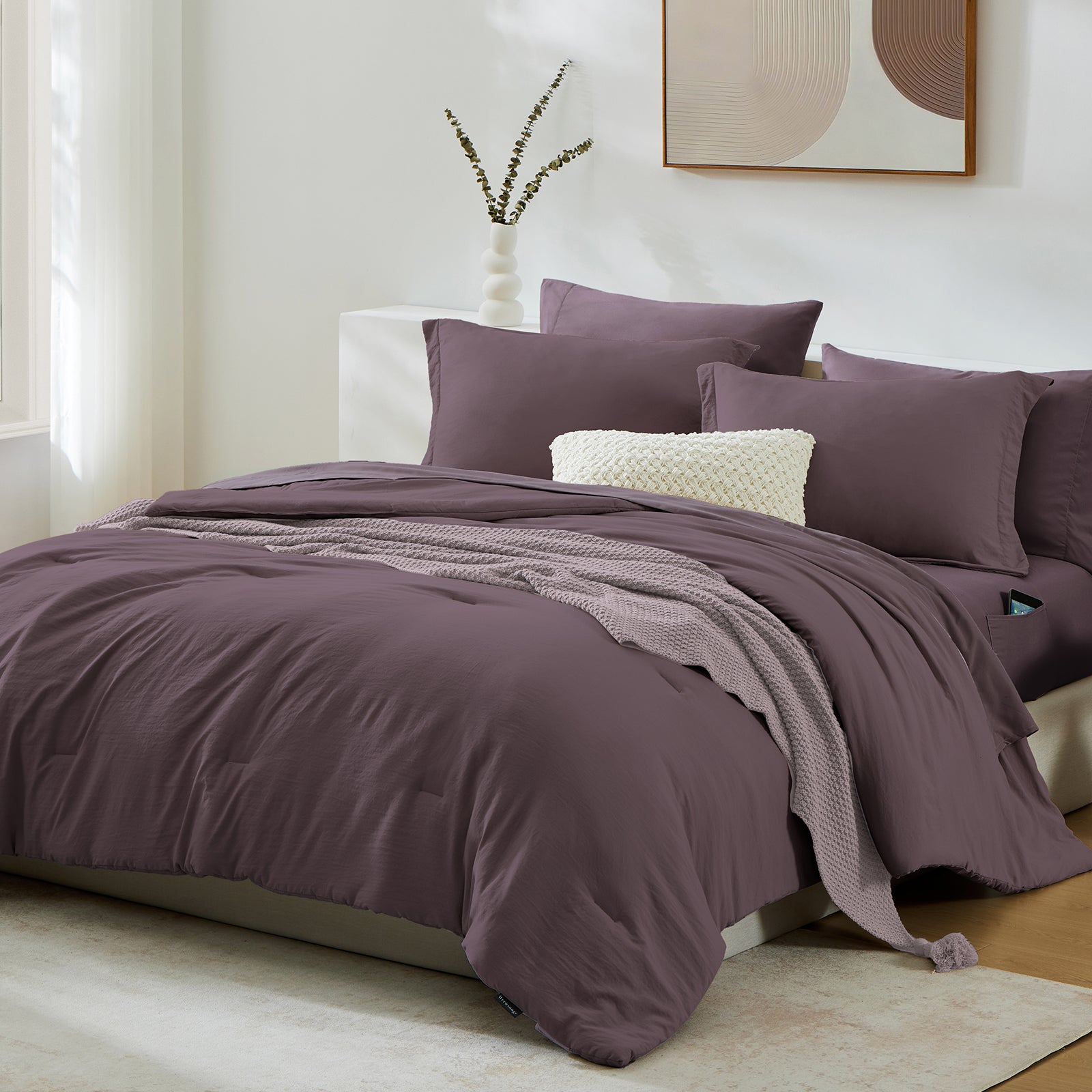 Amberspace Prewashed fabric 7-piece Bed in a Bag Comforter Set with Sheets