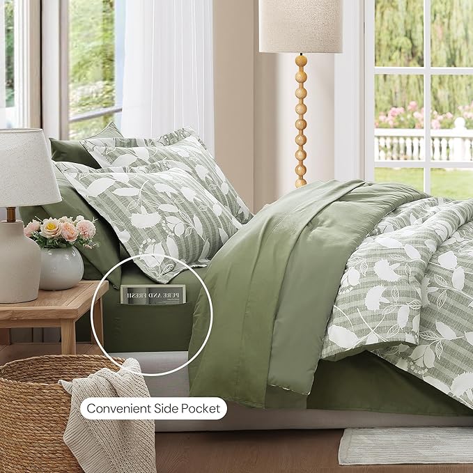 Amberspace Botanical Flowers Design 7-piece Bed in a Bag Comforter Set with Sheets