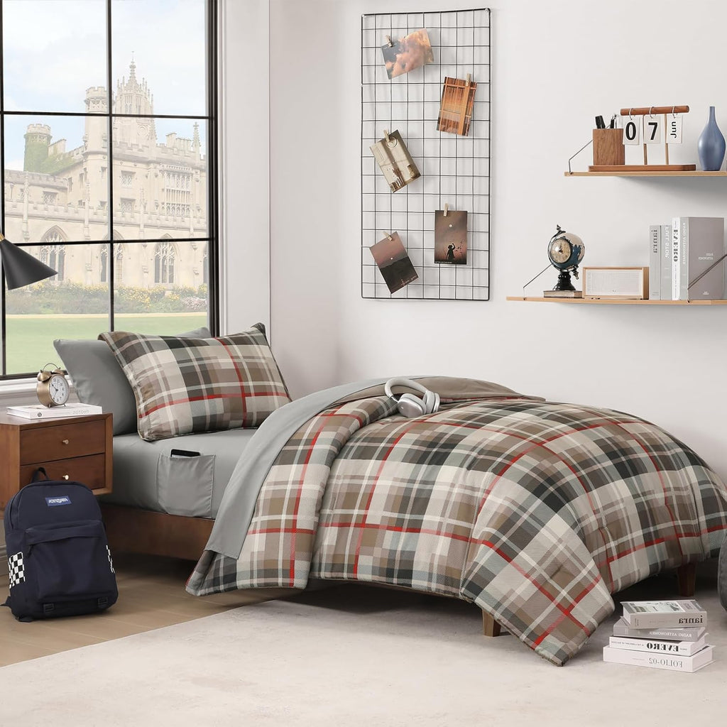 Amberspace Plaid Design Bed in a Bag Comforter Set with Sheets