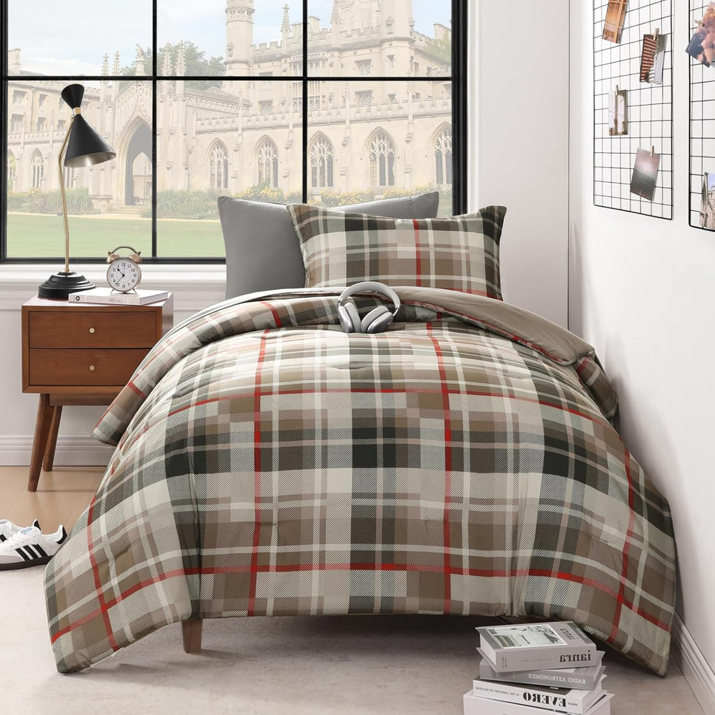 Amberspace Plaid Design Bed in a Bag Comforter Set with Sheets