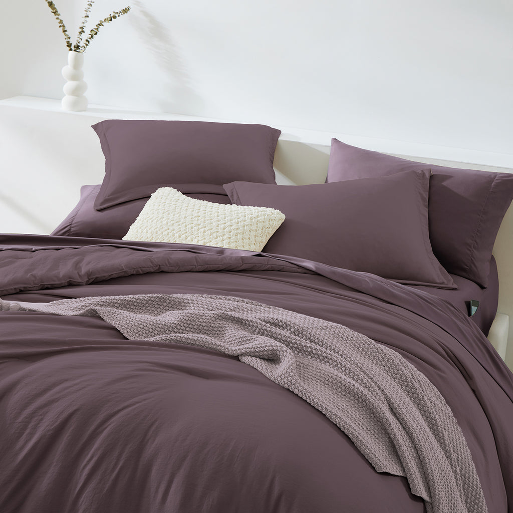 Amberspace Prewashed fabric 7-piece Bed in a Bag Comforter Set with Sheets