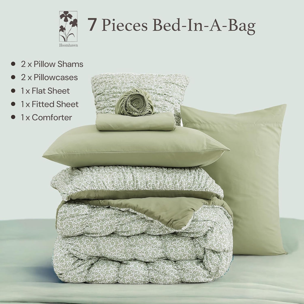 Amberspace Puff 7-piece Bed in a Bag Comforter Set with Sheets