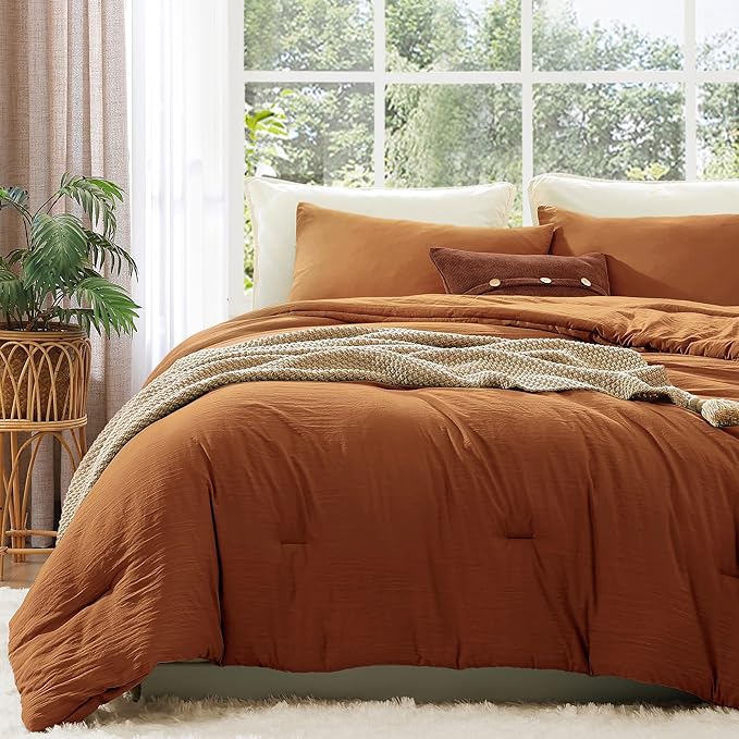 Amberspace Prewashed fabric 2/3-piece Bed in a Bag Comforter Set with Sheets