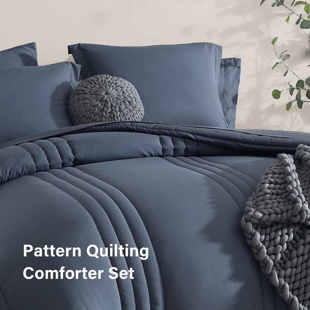 Amberspace 7-Piece Bed in a Bag Comforter Set with Sheets