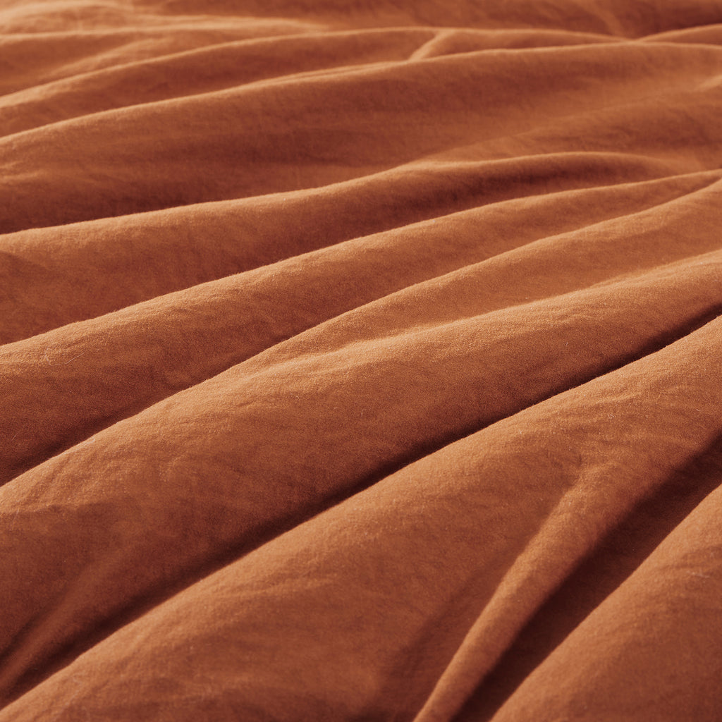 Amberspace Prewashed fabric 7-piece Bed in a Bag Comforter Set with Sheets