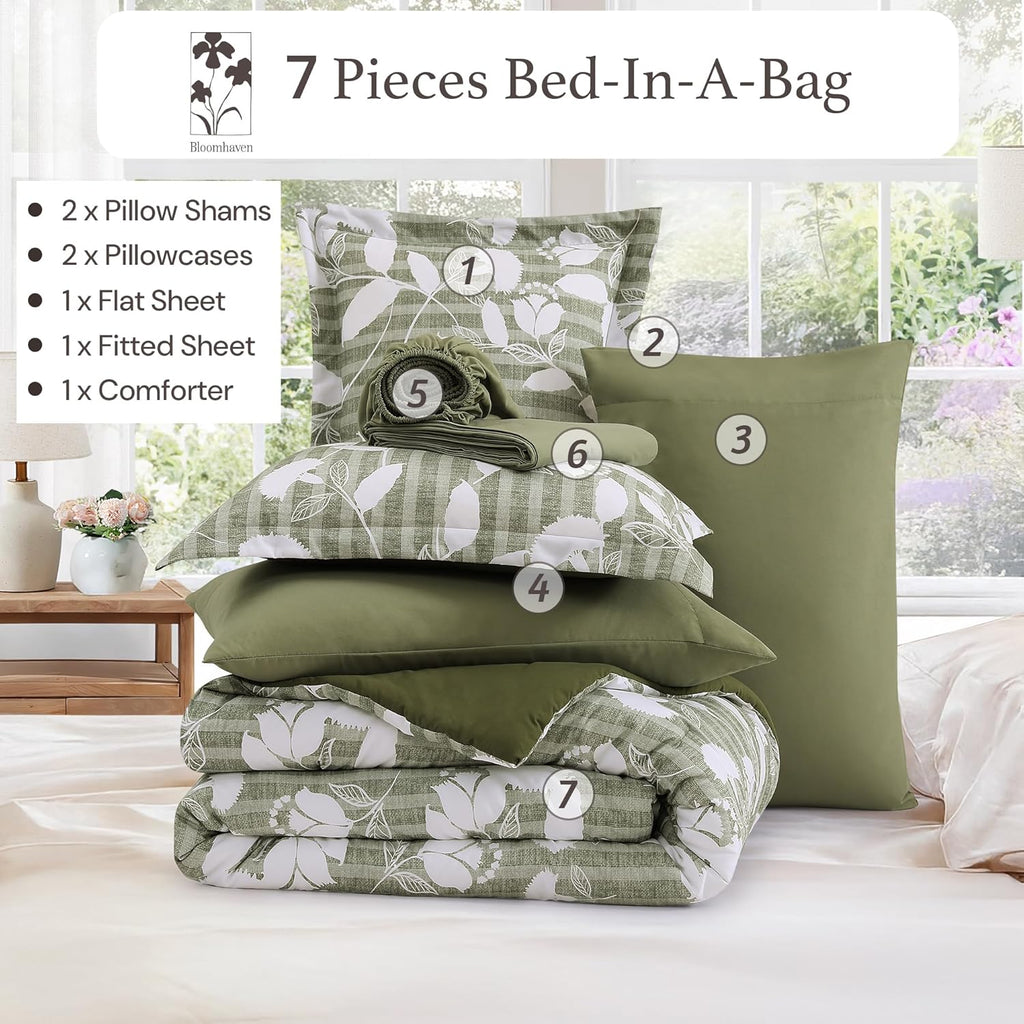 Amberspace Botanical Flowers Design 7-piece Bed in a Bag Comforter Set with Sheets