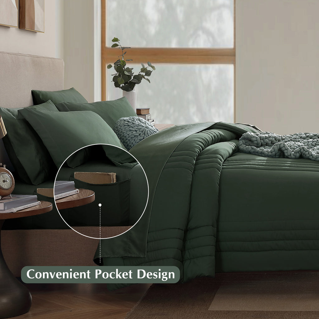 Amberspace 7-Piece Bed in a Bag Comforter Set with Sheets