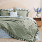 Amberspace Ruffle Design 7-piece Bed in a Bag Comforter Set with Sheets
