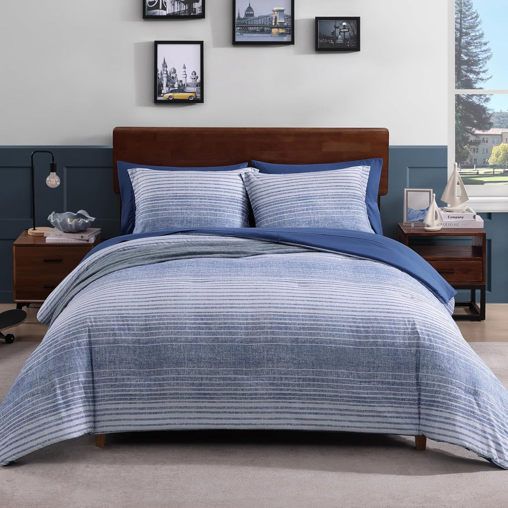 Amberspace Plaid Design Bed in a Bag Comforter Set with Sheets