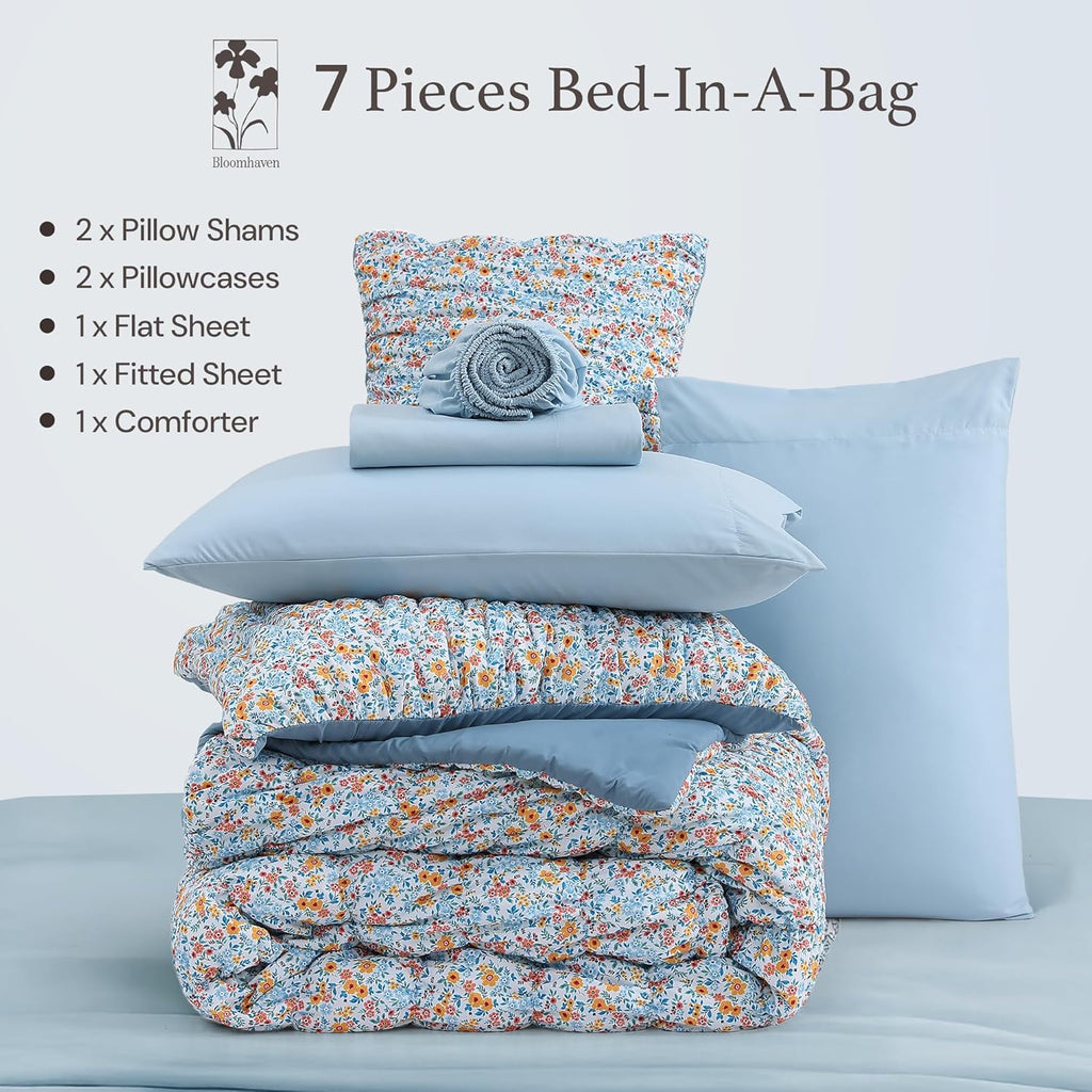 Amberspace Puff 7-piece Bed in a Bag Comforter Set with Sheets