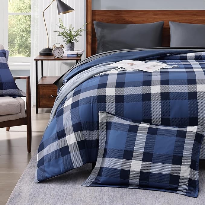 Amberspace Plaid Design Bed in a Bag Comforter Set with Sheets