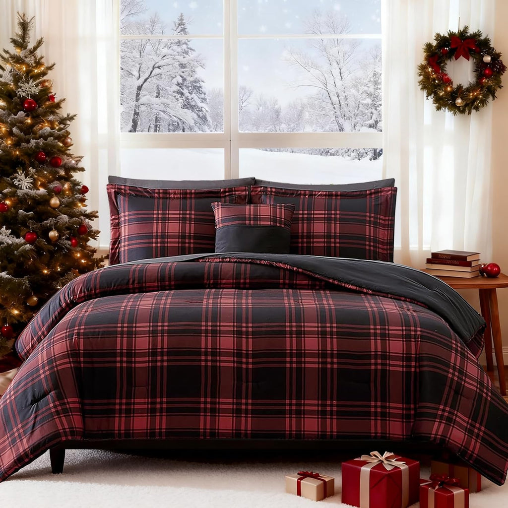 Amberspace Plaid Design Bed in a Bag Comforter Set with Sheets
