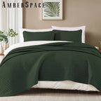 Amberspace Lightweight 2/3-Piece Bed in a Bag Quilt Set with Pillow Shams
