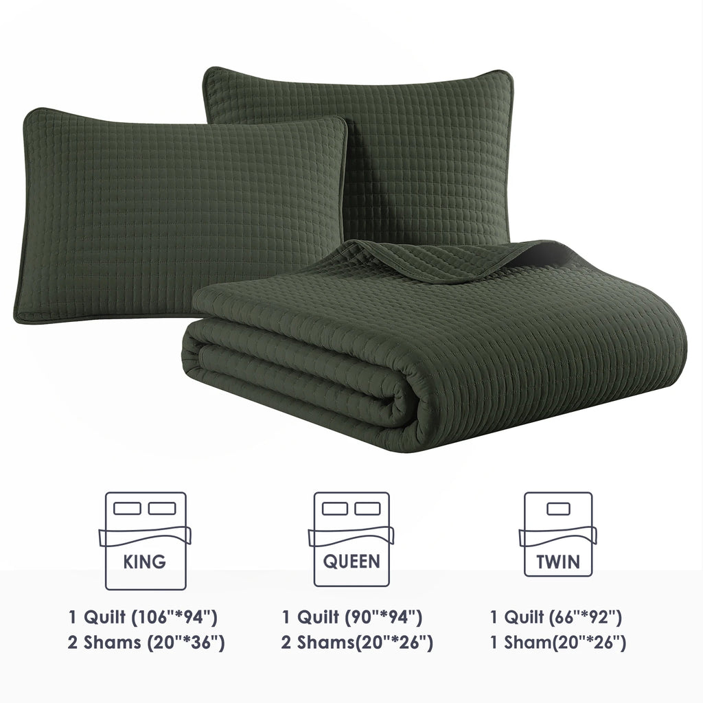 Amberspace Lightweight 2/3-Piece Bed in a Bag Quilt Set with Pillow Shams