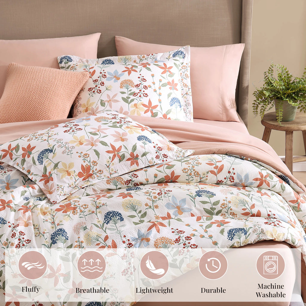 Amberspace Floral 7-piece Bed in a Bag Set with Sheets