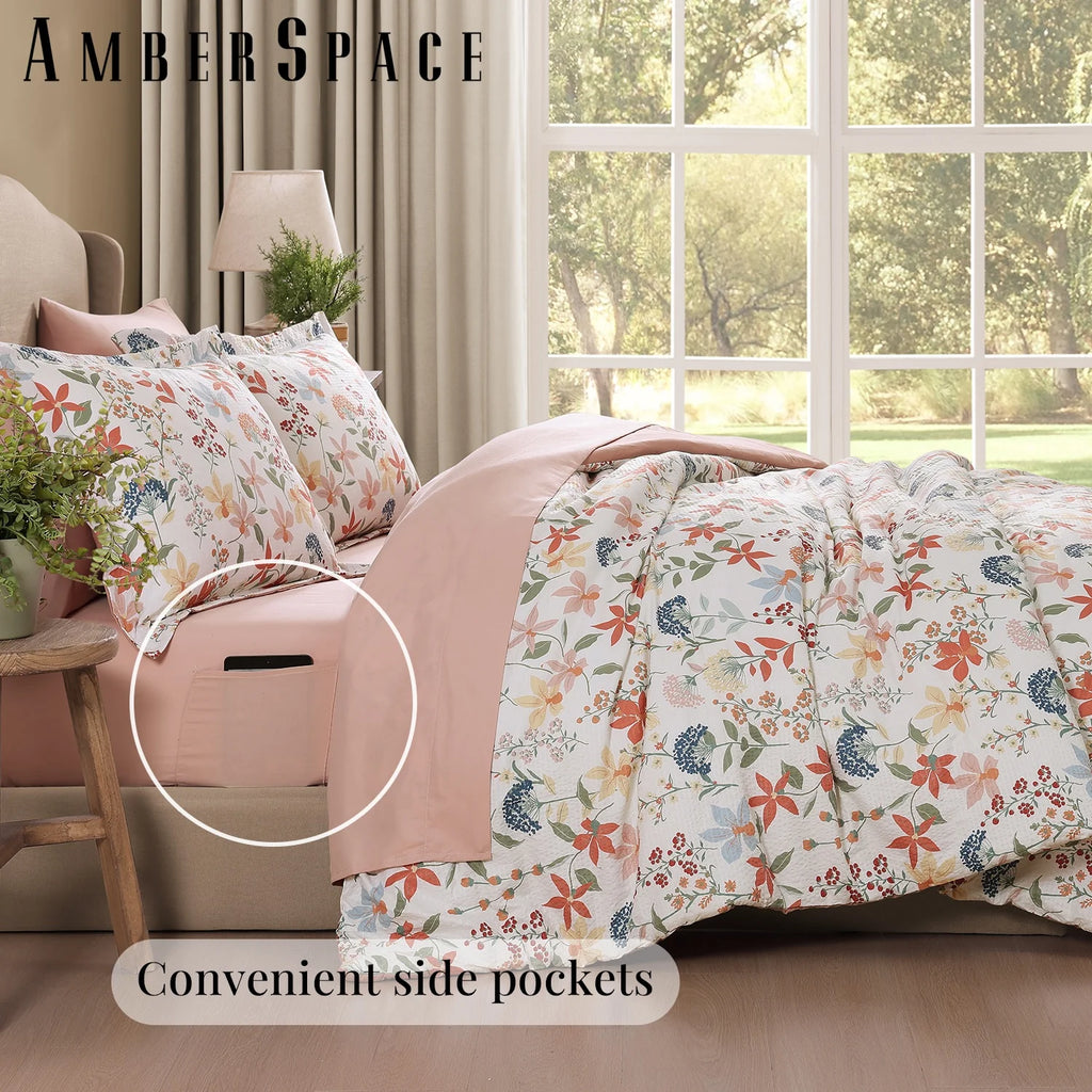 Amberspace Floral 7-piece Bed in a Bag Set with Sheets