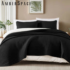 Amberspace Lightweight 2/3-Piece Bed in a Bag Quilt Set with Pillow Shams