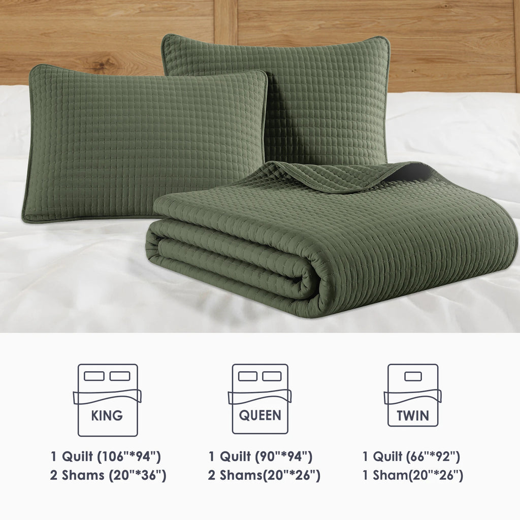 Amberspace Lightweight 2/3-Piece Bed in a Bag Quilt Set with Pillow Shams