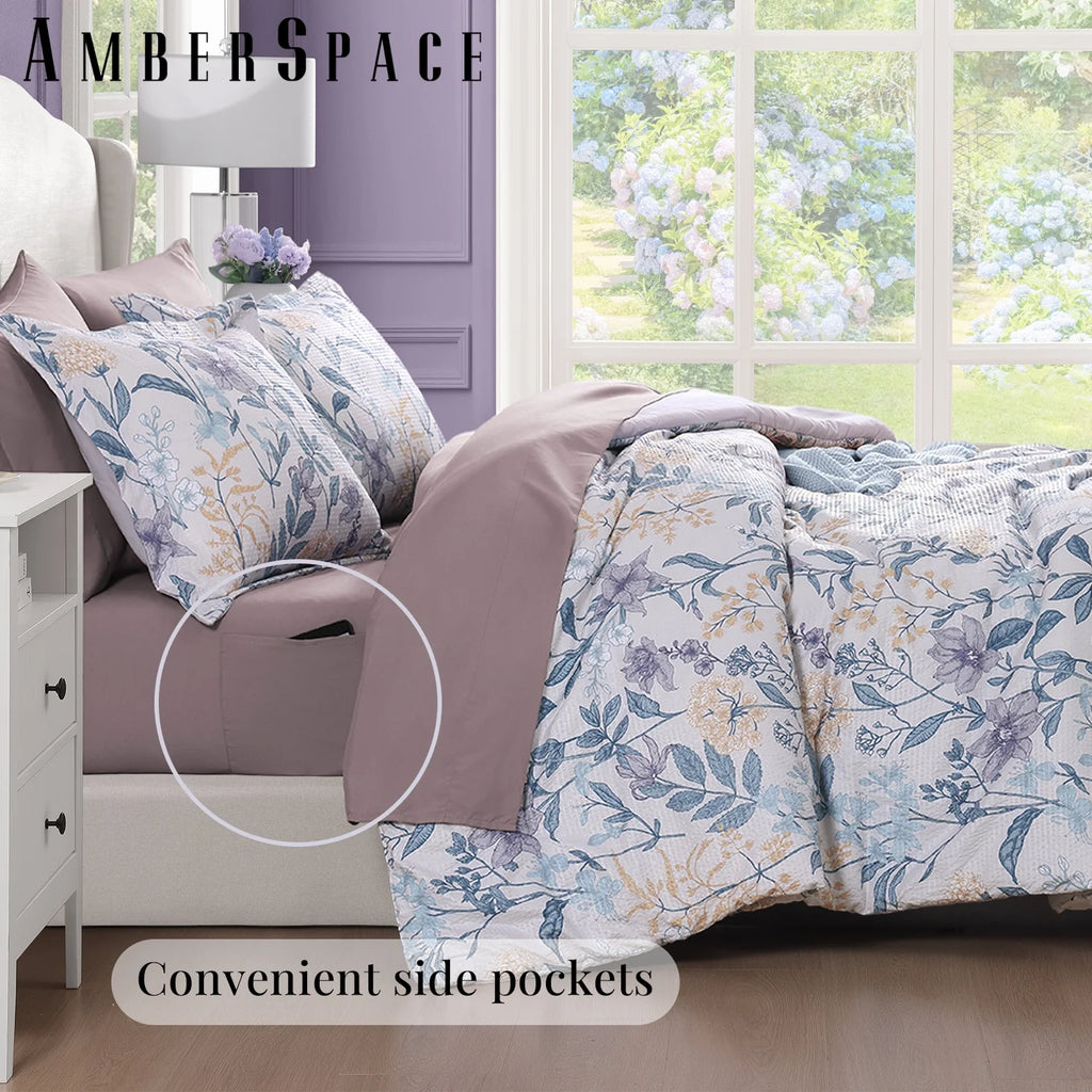 Amberspace Floral 7-piece Bed in a Bag Set with Sheets