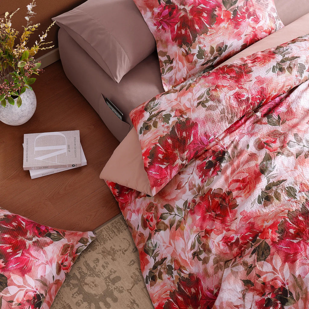 Amberspace Floral 7-piece Bed in a Bag Set with Sheets